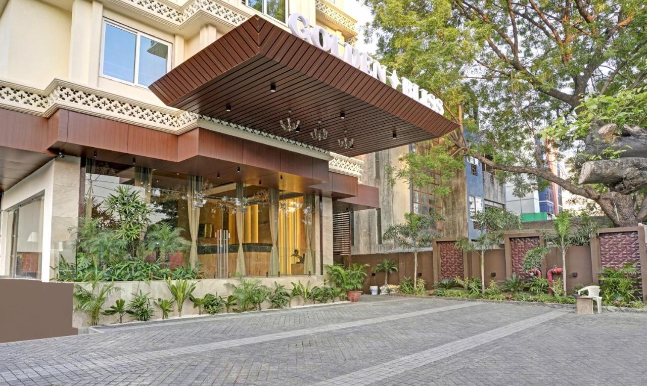 Treebo Premium Golden Bliss Trimurti Nagar Square Nagpur Ngoại thất bức ảnh