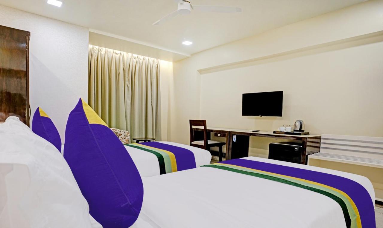 Treebo Premium Golden Bliss Trimurti Nagar Square Nagpur Ngoại thất bức ảnh