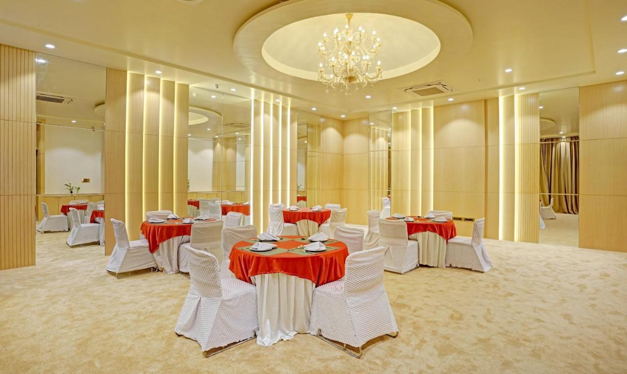 Treebo Premium Golden Bliss Trimurti Nagar Square Nagpur Ngoại thất bức ảnh