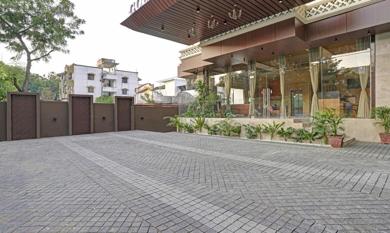 Treebo Premium Golden Bliss Trimurti Nagar Square Nagpur Ngoại thất bức ảnh